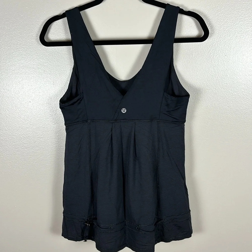 Lululemon Hustle & Bustle Black Size 8 Tank Top - Picture 5 of 9